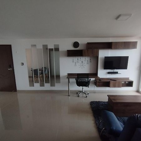 Riohacha III Apartamento Comodo Y Seguro Perfectos Para Trabajar O Vacacionar Con Balcon Frente Al Malecon ภายนอก รูปภาพ